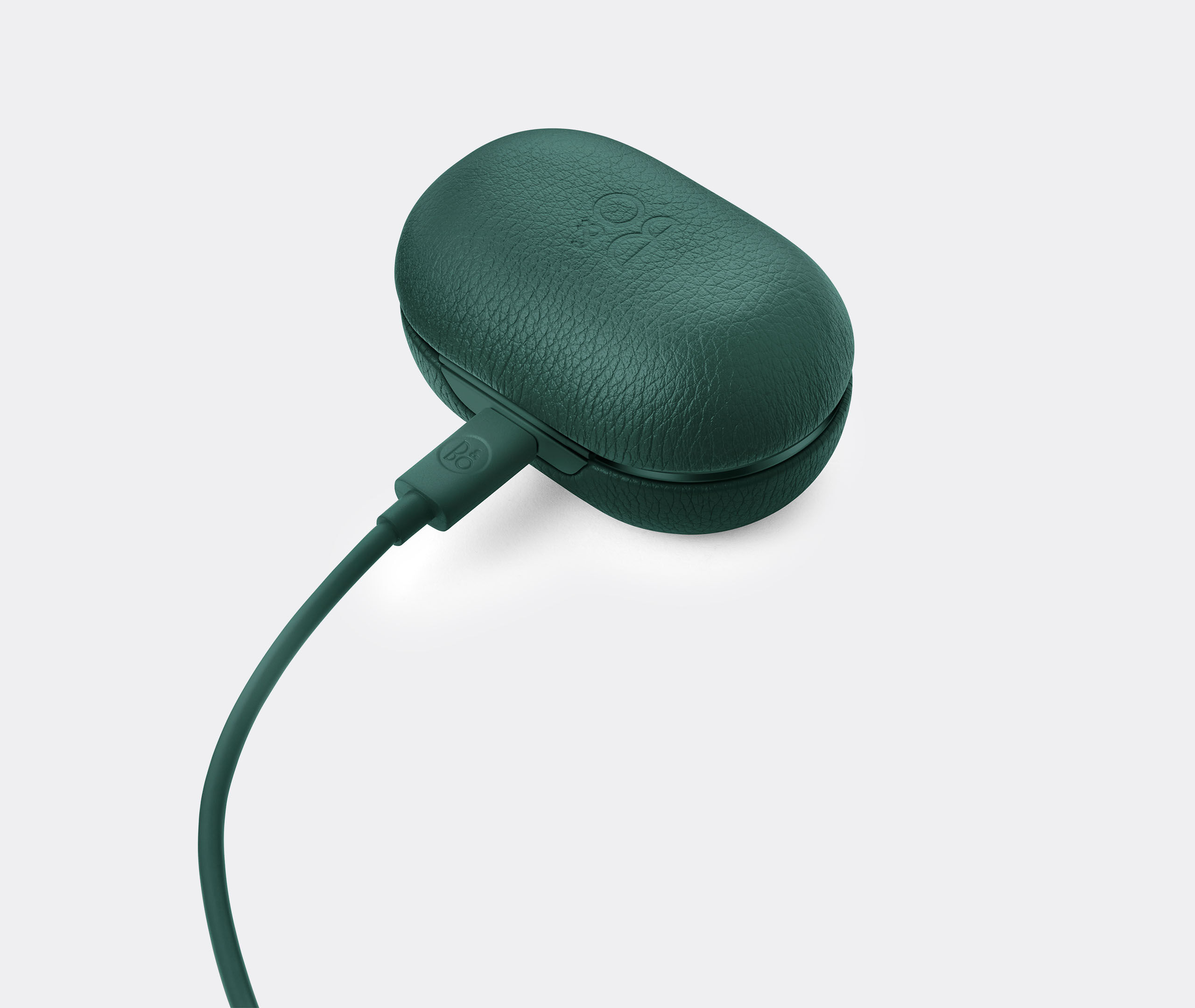 Beoplay E8 3.0', green by Bang & Olufsen | Tech And Tools | FRANKBROS