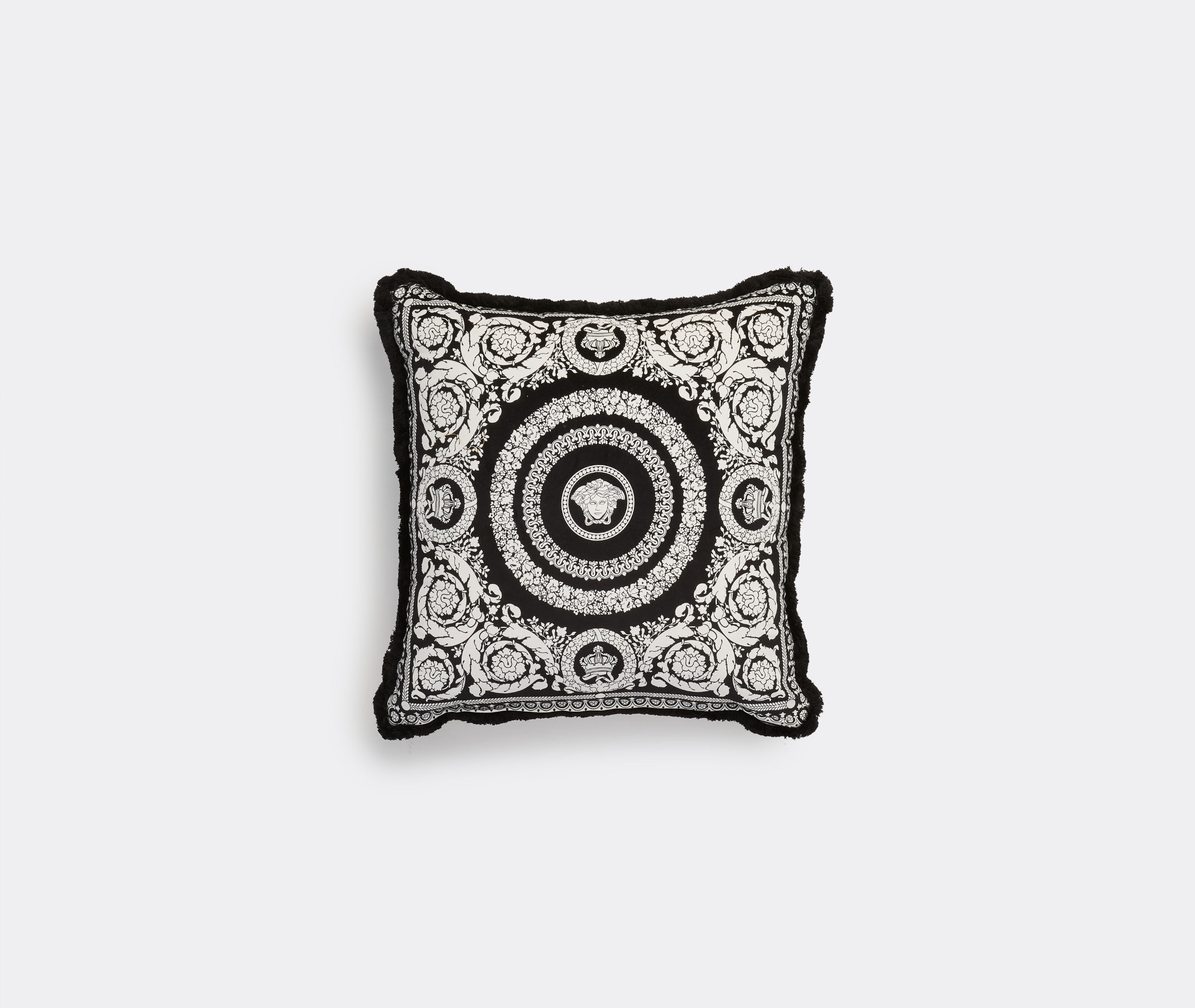 Barocco Foulard' cushion, large by Versace | Cushions | FRANKBROS